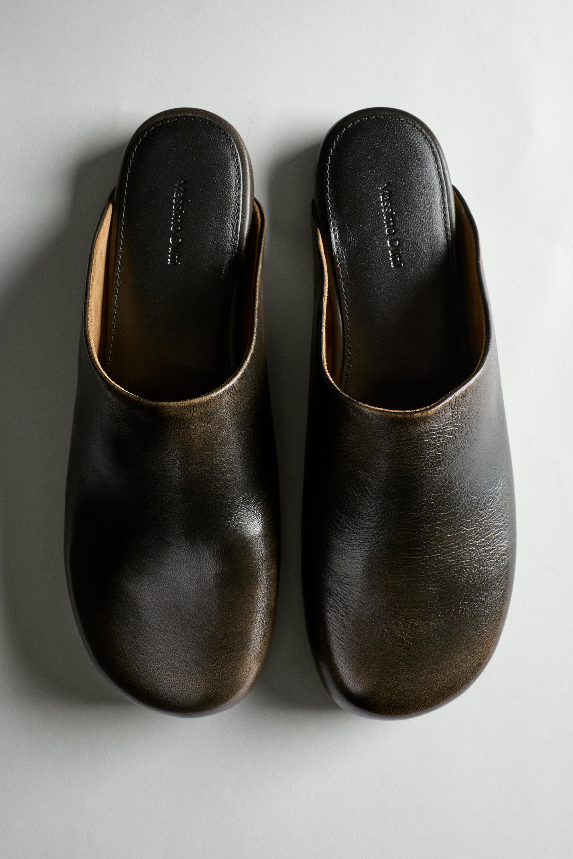 Leather mule clogs